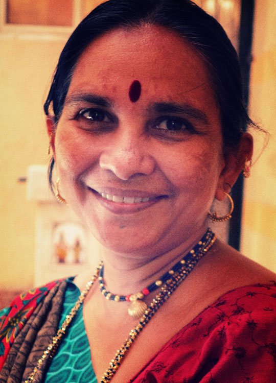 the woman in Mumbai - avril 2013 - cali rezo, mai 2013 the woman in Mumbai - avril 2013 - cali rezo