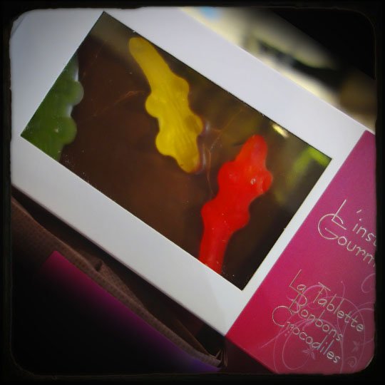 Tablette chocolat et crocodiles haribo